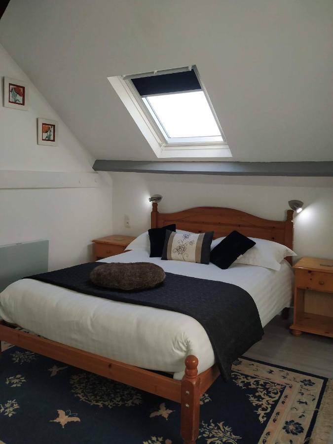 Le Jardin B&B Isigny-le-Buat Exteriér fotografie