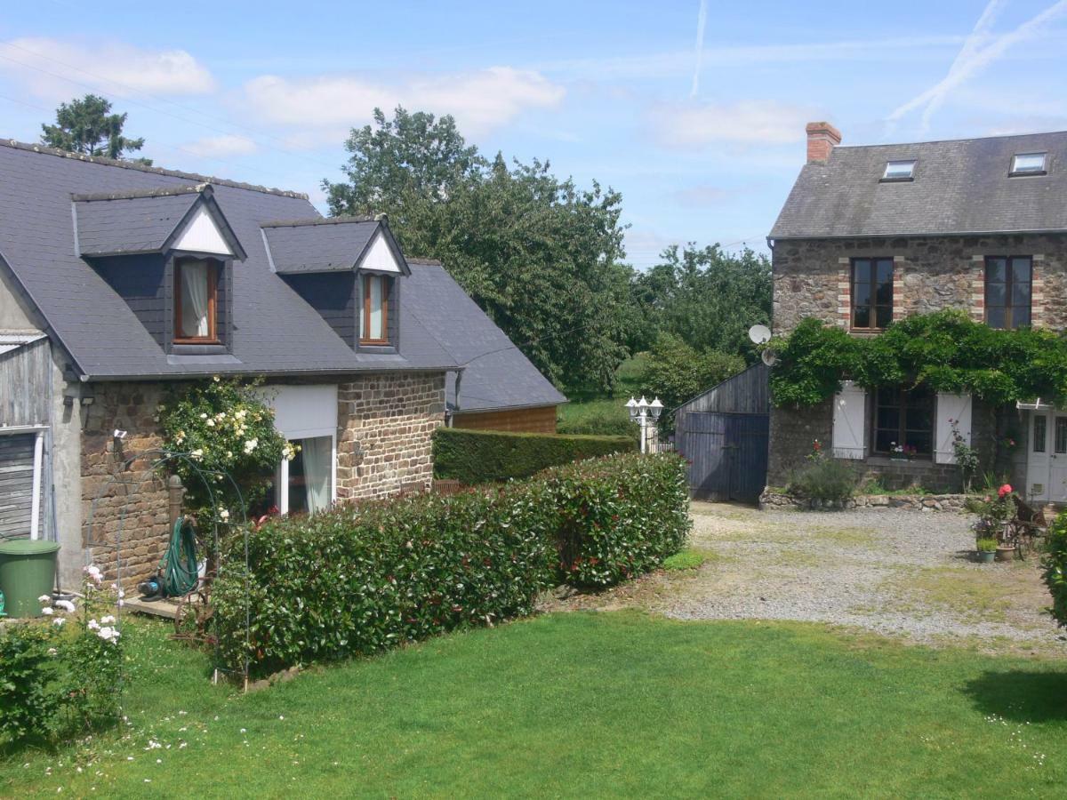 Le Jardin B&B Isigny-le-Buat Exteriér fotografie